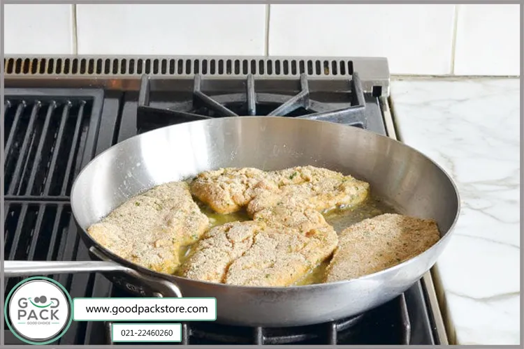 از سالم ترین قابلمه برای پخت و پز بدون روغن میتوان به قابلمه چدنی و همچنین قابلمه سرامیکی اشاره کرد.