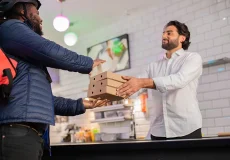 کامل‌ترین راهنمای راه‌اندازی و اصول دلیوری رستوران